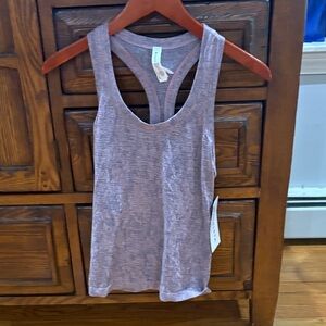 Women's momentum Tank Top